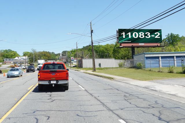 Hwy 53 400' S/O N Ave NE ES, S/F RR