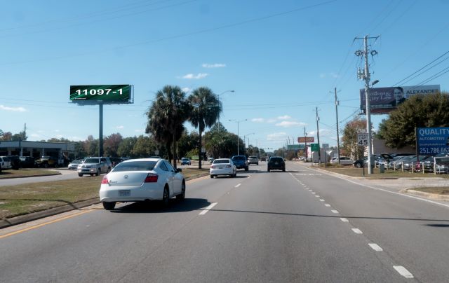 Airport Blvd 415' E/O Dawes Rd SS, NE/F LR