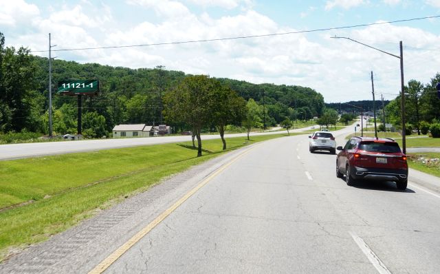McClellan Blvd 0.37mi N/O Baltzell Gate Rd SS, E/F LR
