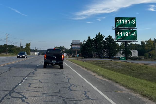 Hwy 411 400ft N/O Love Dr WS, Bottom, N/F RR