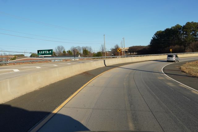 Hwy 41 On-Ramp 0.13 mi S/O N Tennessee St ES, SW/F LR