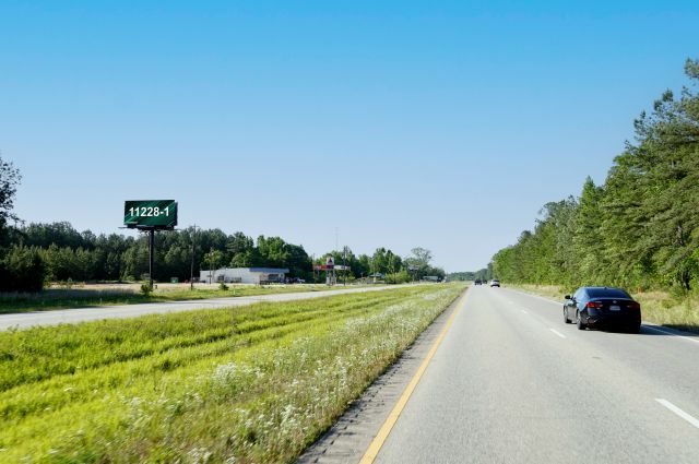 Hwy 43 0.19mi N/O Red Fox Rd E WS, S/F LR