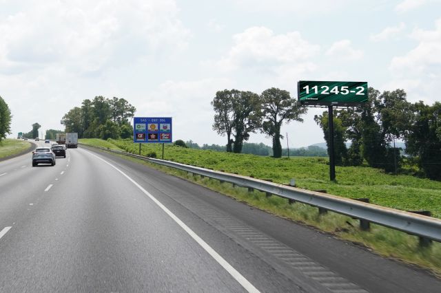 I-75 1.1mi N/O Hwy 140 (Exit 306) WS, N/F RR