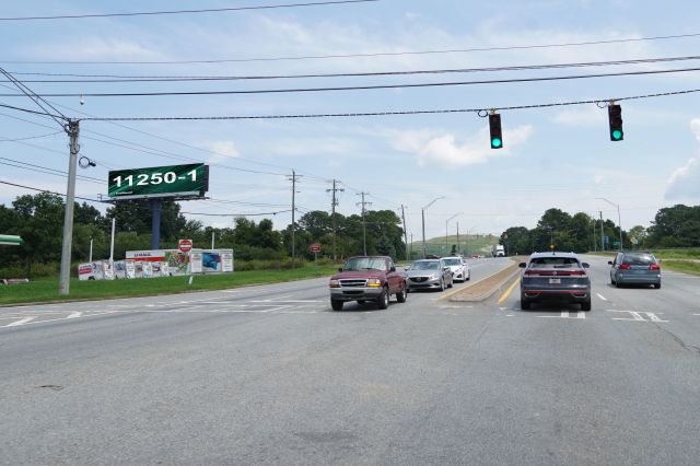 Hwy 140 820ft E/O Georgia N. Circle NS, Left, W/F LR