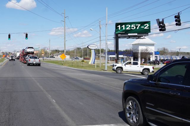 Hwy 431 100ft N/O E. Main St ES E/S, S/F RR