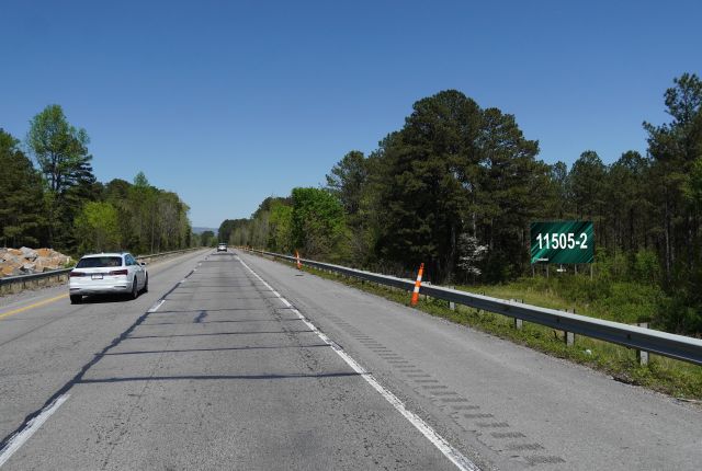 I-59 2.3mi N/O Hwy 40 (Exit 231) ES, SW/F RR
