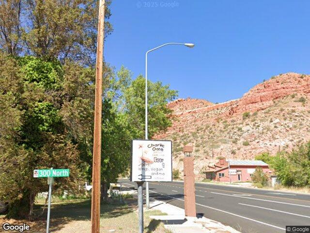 300 North 300 West, Kanab