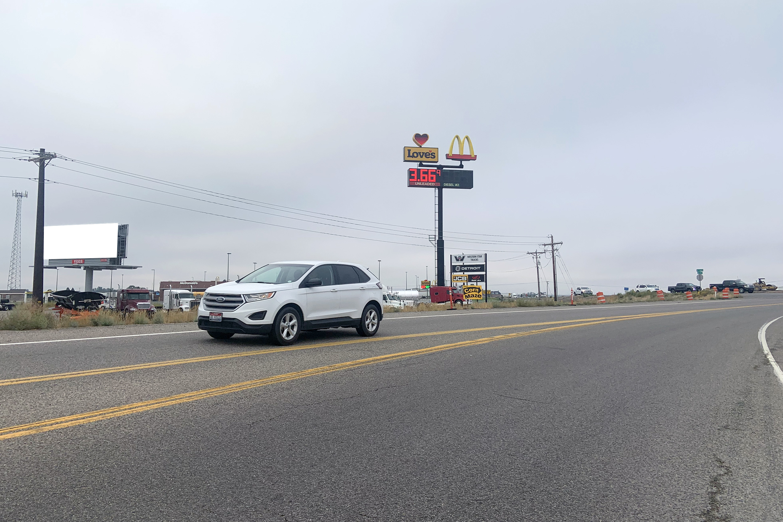 W 65th S (I-15B) MM 0.02 E/S, N/F
