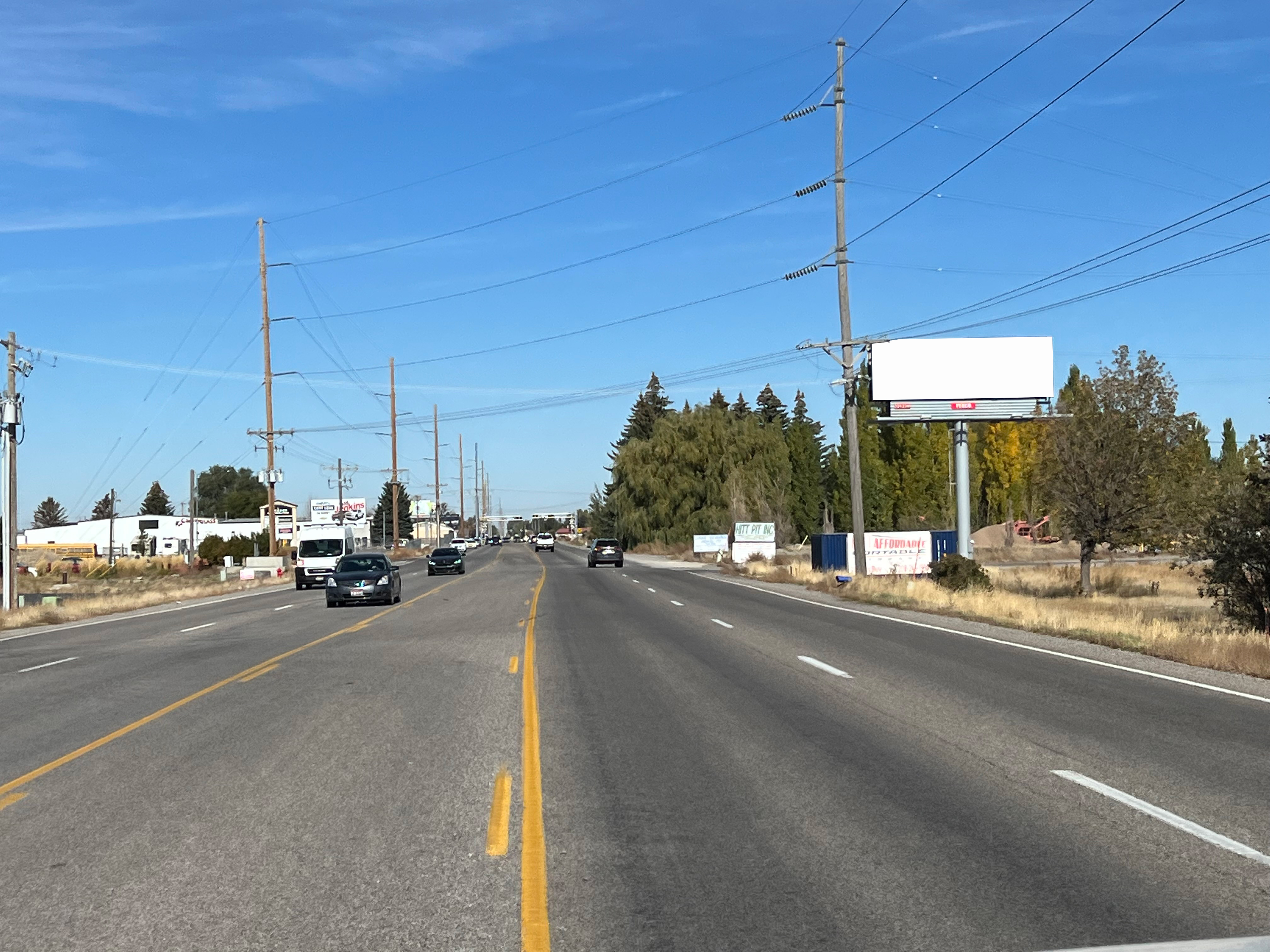 25th East E/S, 0.75 mi S/O US 26, S/F