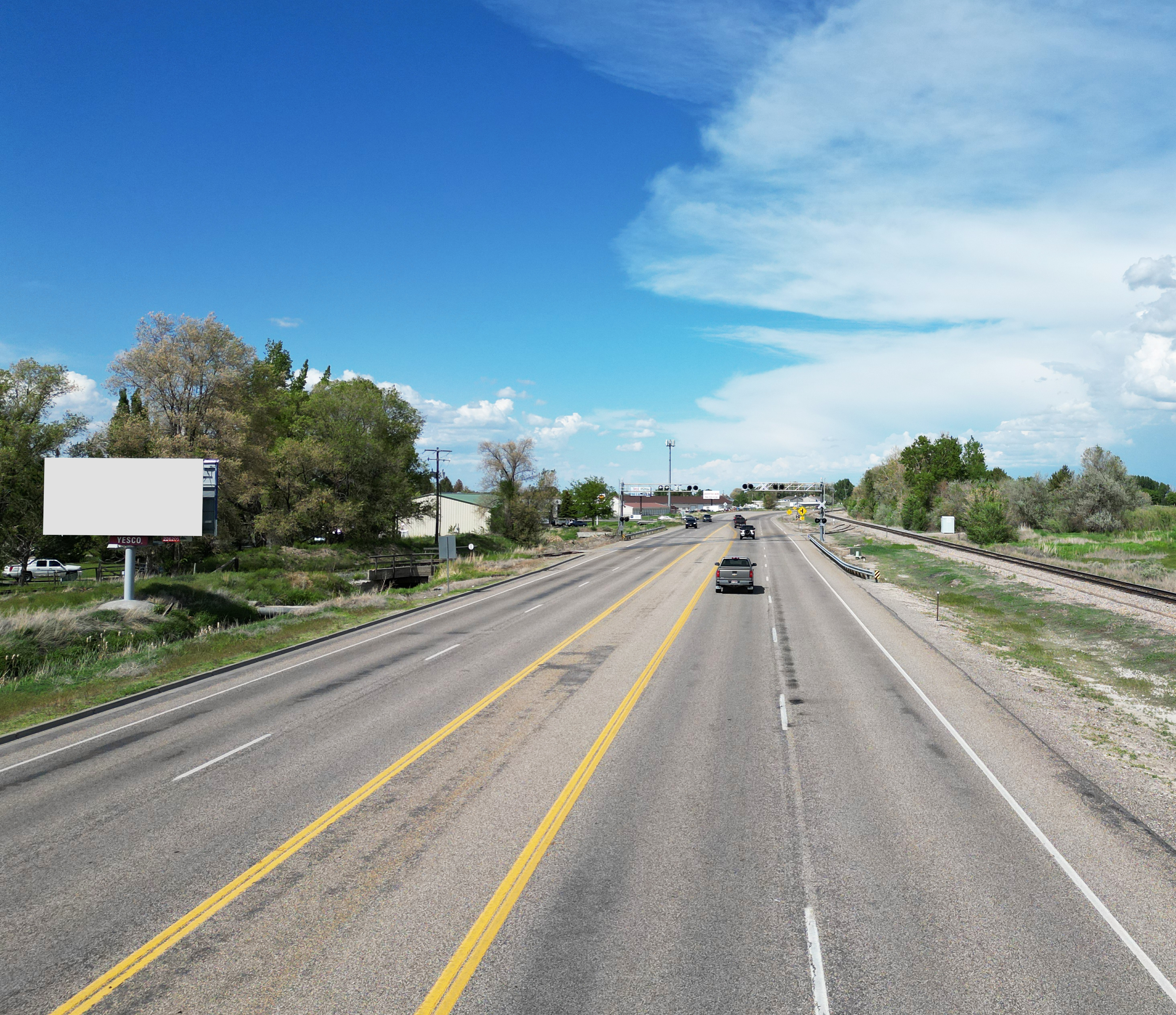 US Highway 91 W/S, 0.20 mi N/O MM 102, S/F