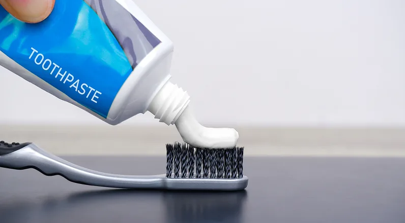 Fluoride-free toothpaste