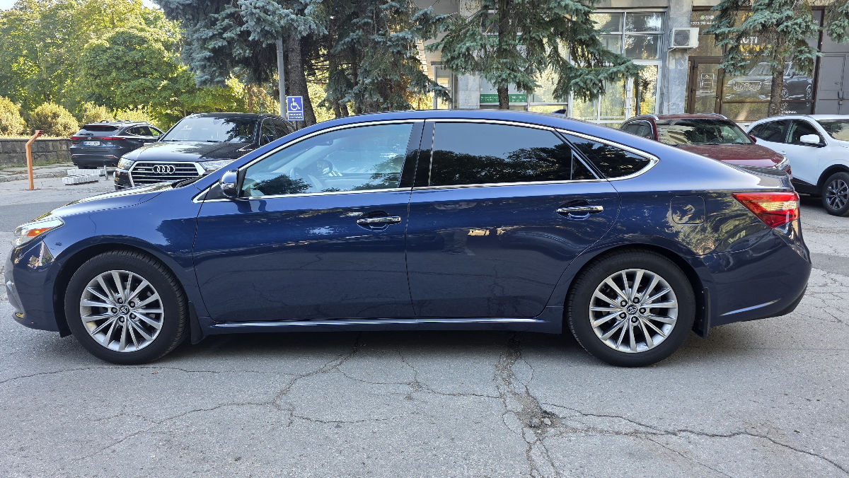 Toyota Avalon 2016