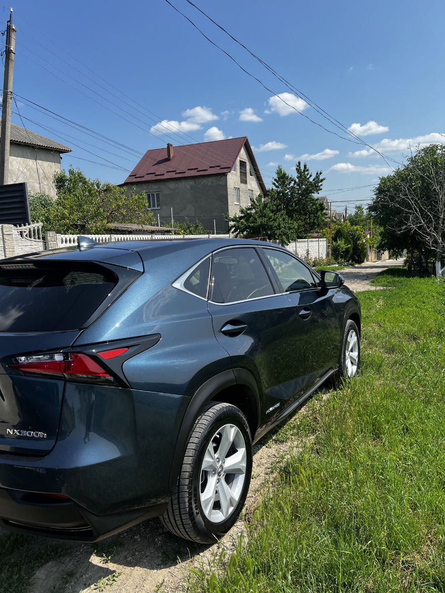 Lexus NX 2015