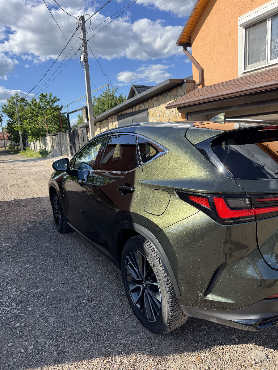 Lexus NX 2024