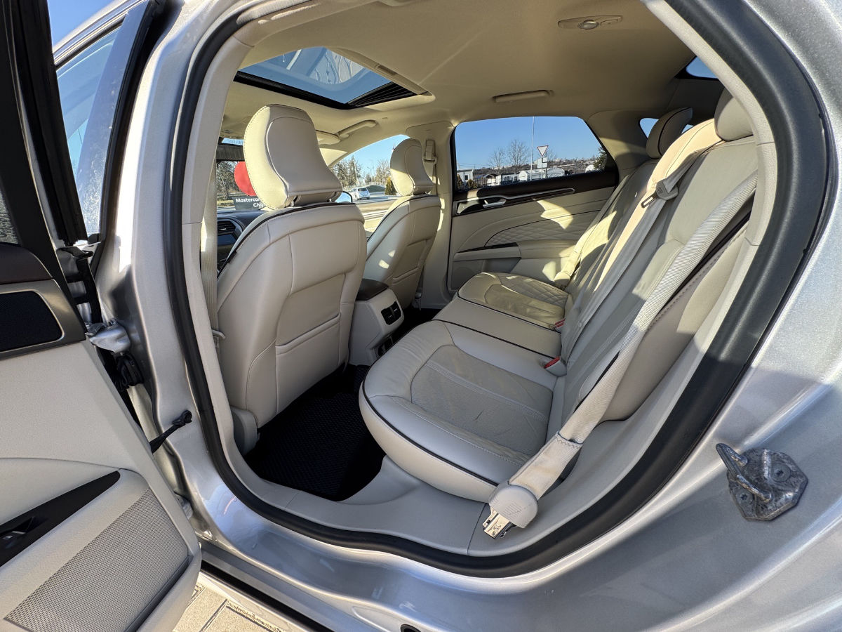 Ford Fusion 2017