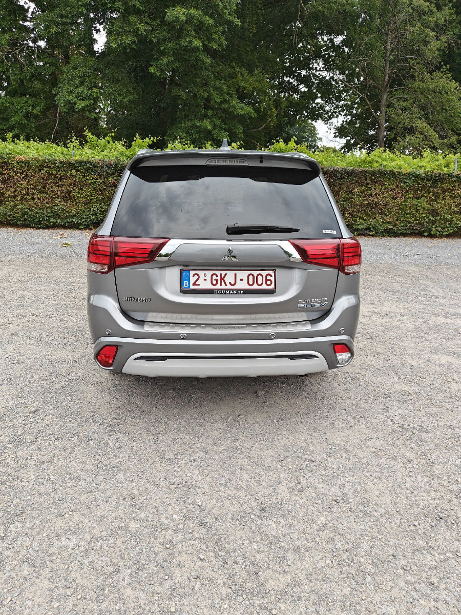 Mitsubishi Outlander PHEV