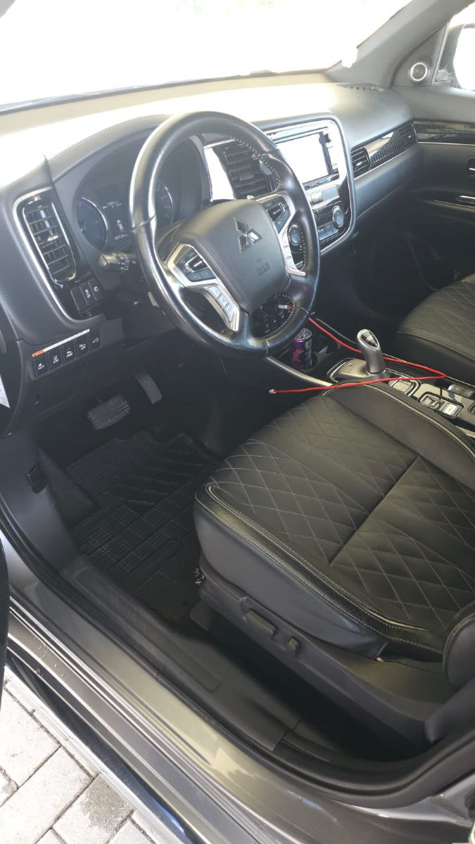 Mitsubishi Outlander PHEV