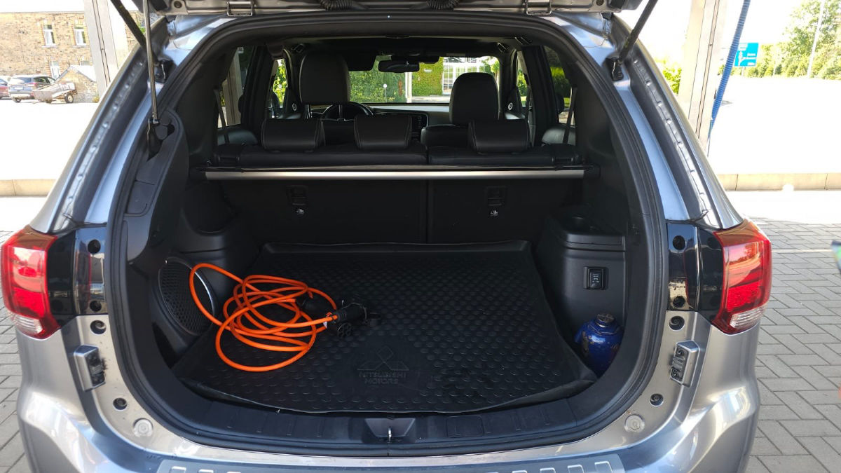 Mitsubishi Outlander PHEV