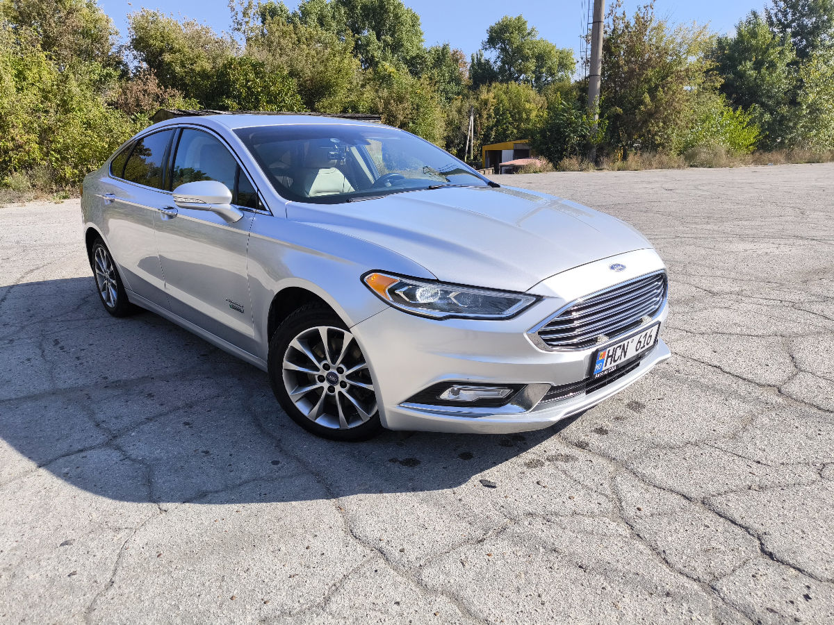 Ford Fusion 2016
