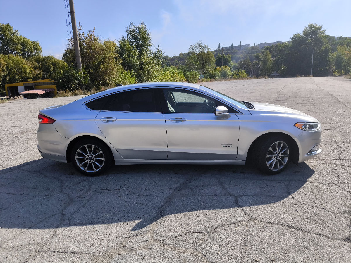 Ford Fusion 2016
