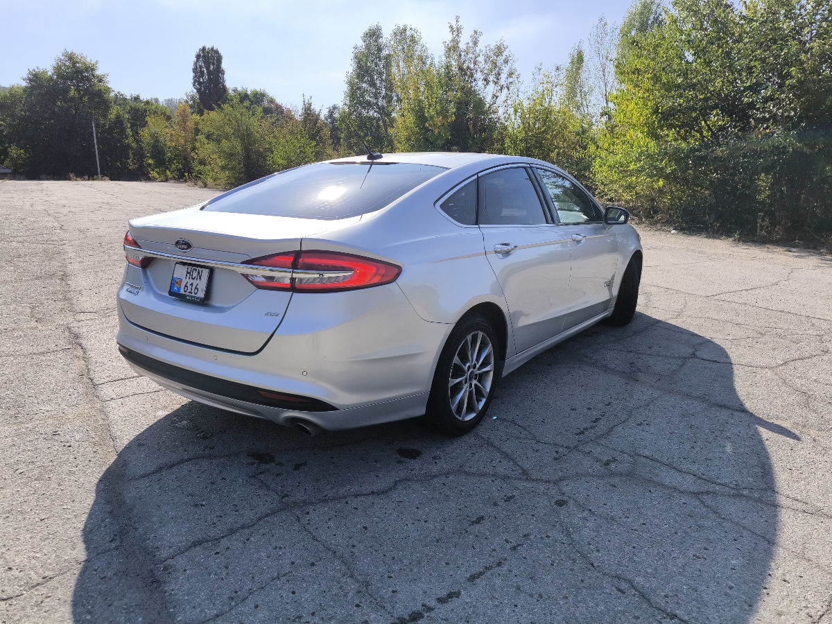 Ford Fusion 2016