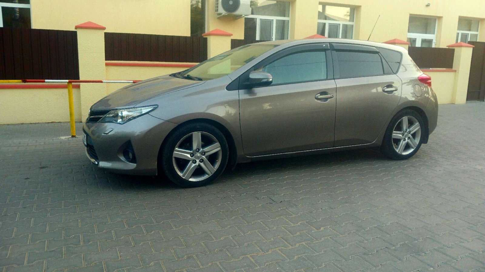 Toyota Auris 2013