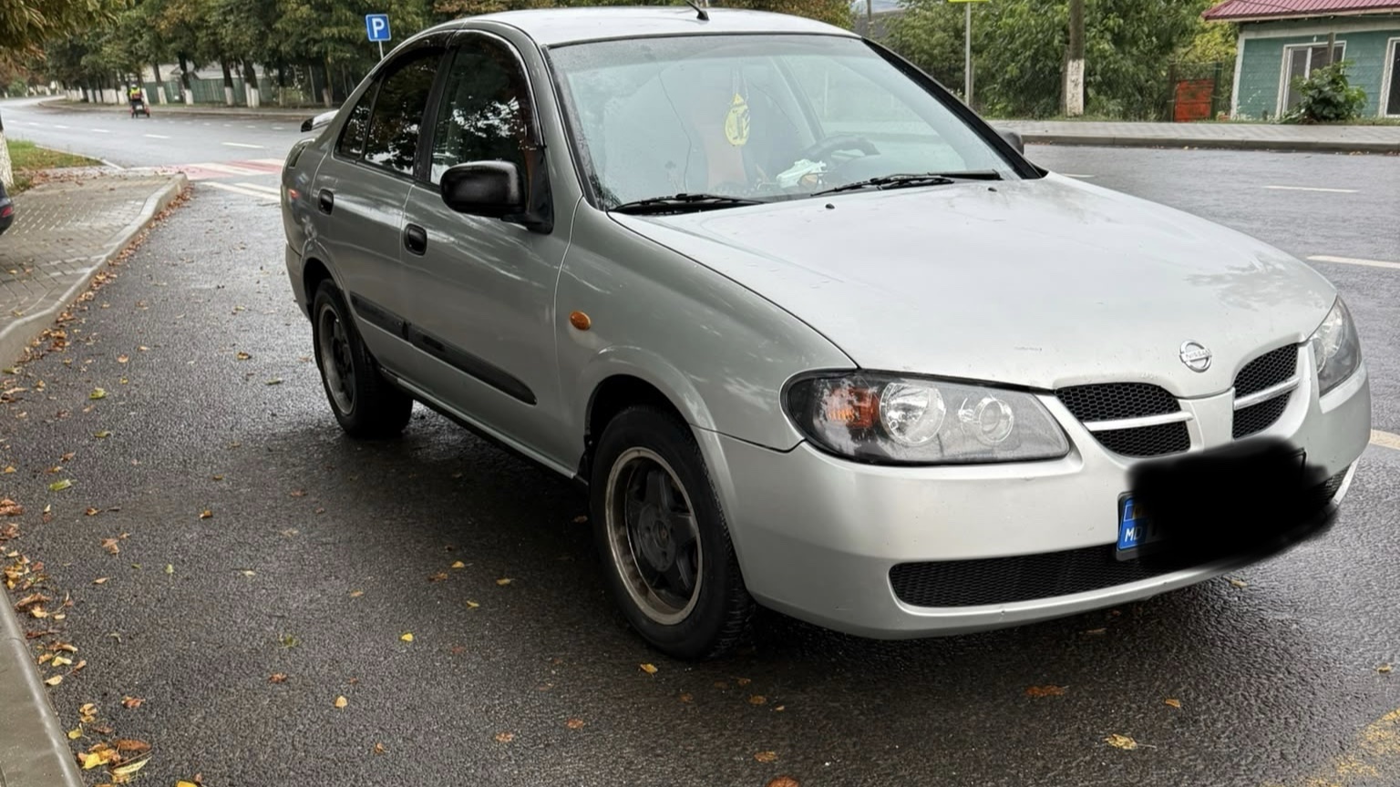 Nissan Almera 2003