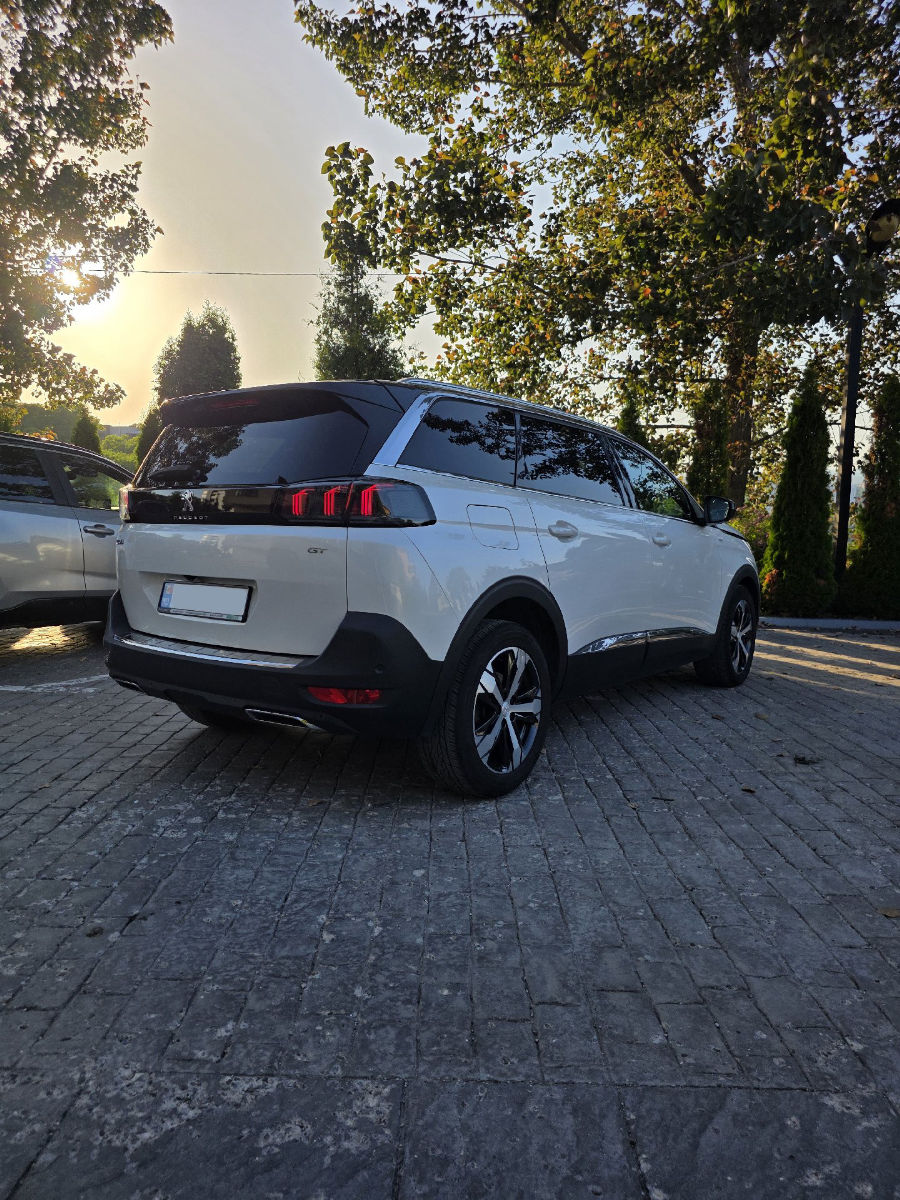Peugeot 5008 2023