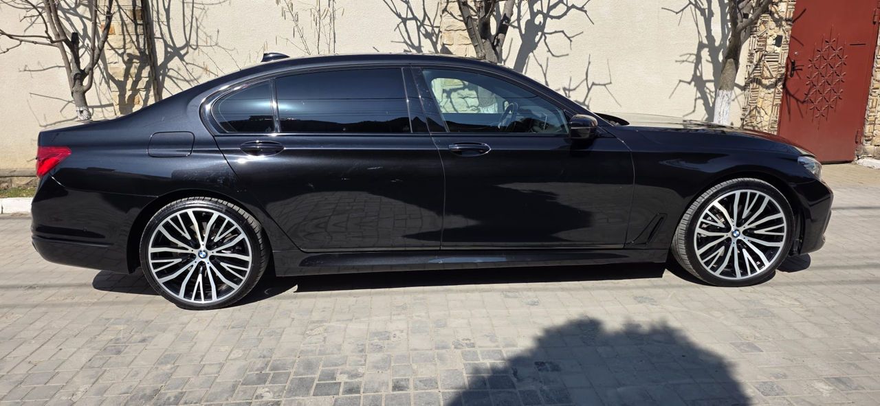 BMW 7 2017