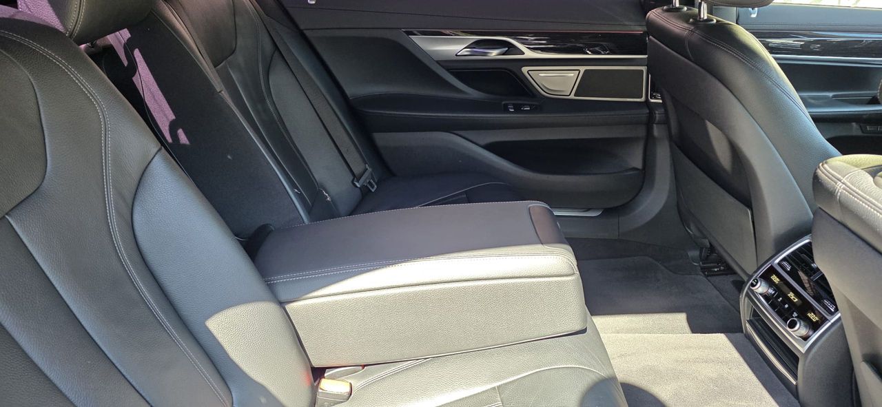 BMW 7 2017