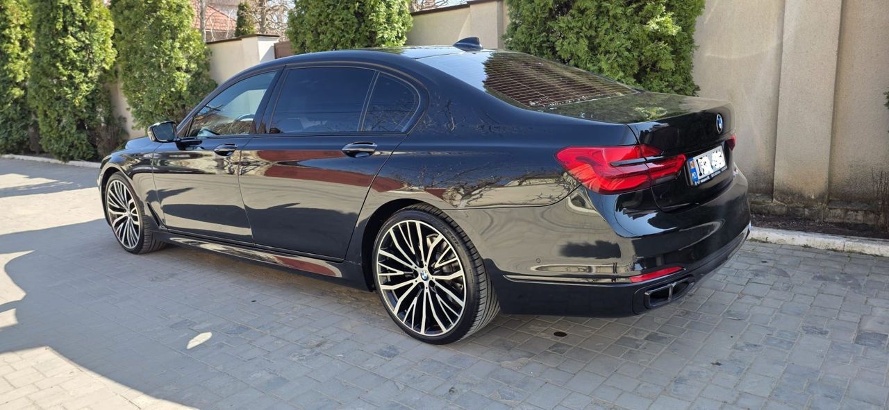 BMW 7 2017