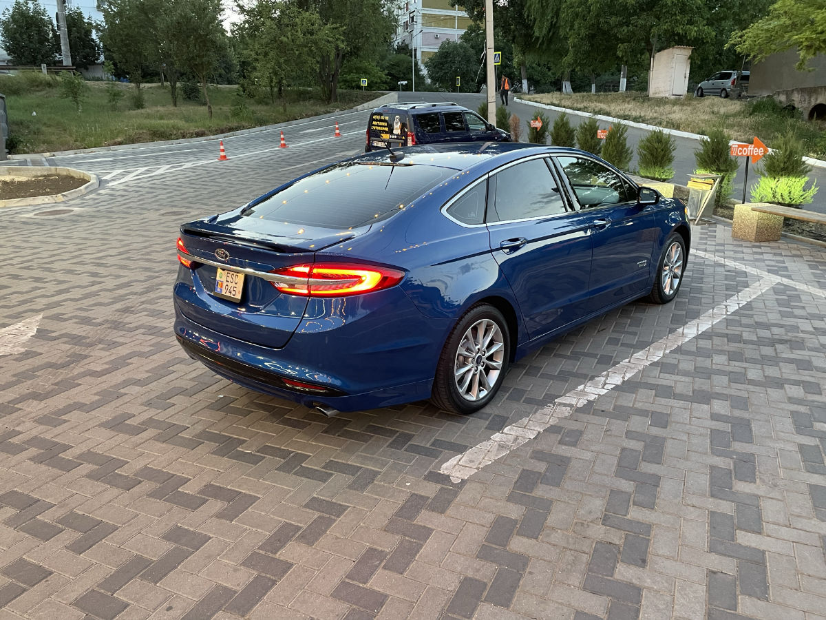 Ford Fusion 2016