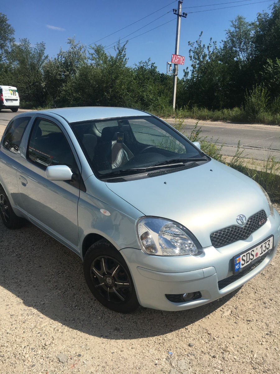 Toyota Yaris 2004