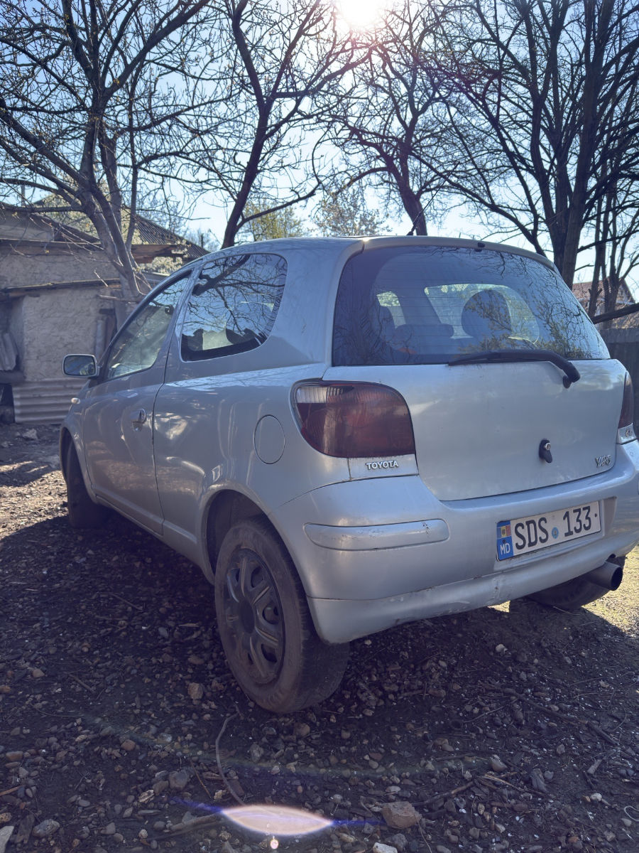 Toyota Yaris 2004