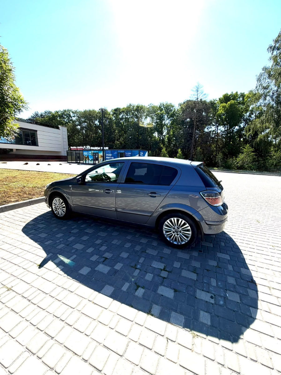 Opel Astra 2007
