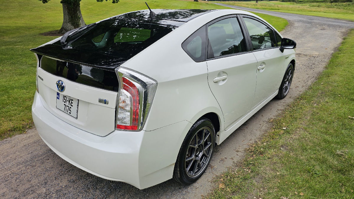 Toyota Prius 2015