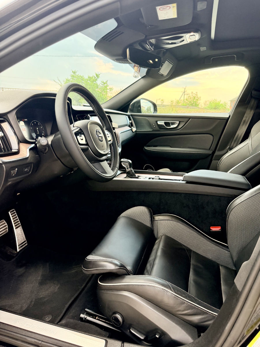 Volvo S60 2019
