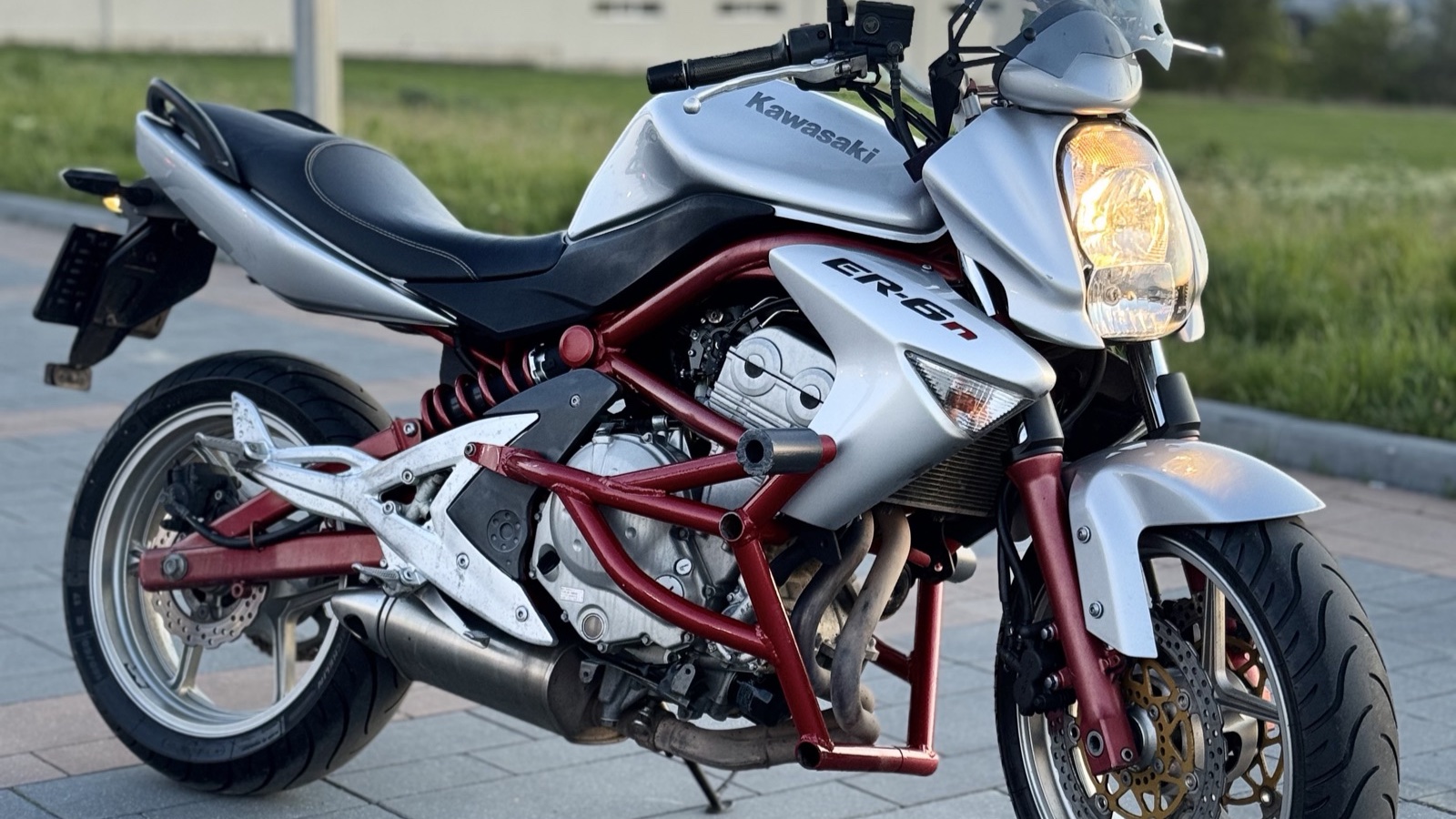 Kawasaki ER6N 2006