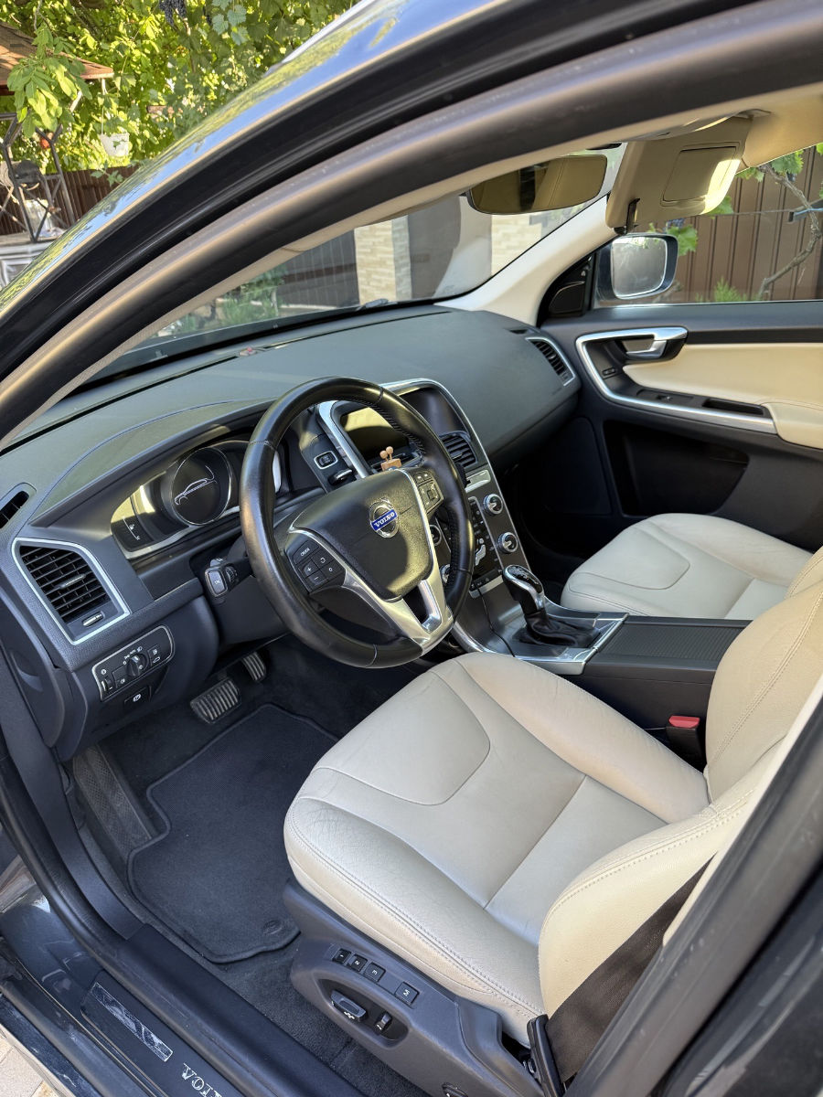 Volvo XC60 2016