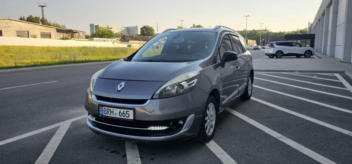 Renault Scenic 2012