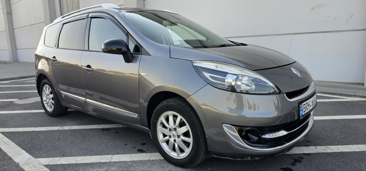 Renault Scenic 2012