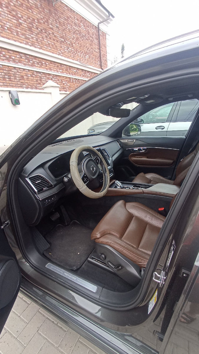 Volvo XC90 2021