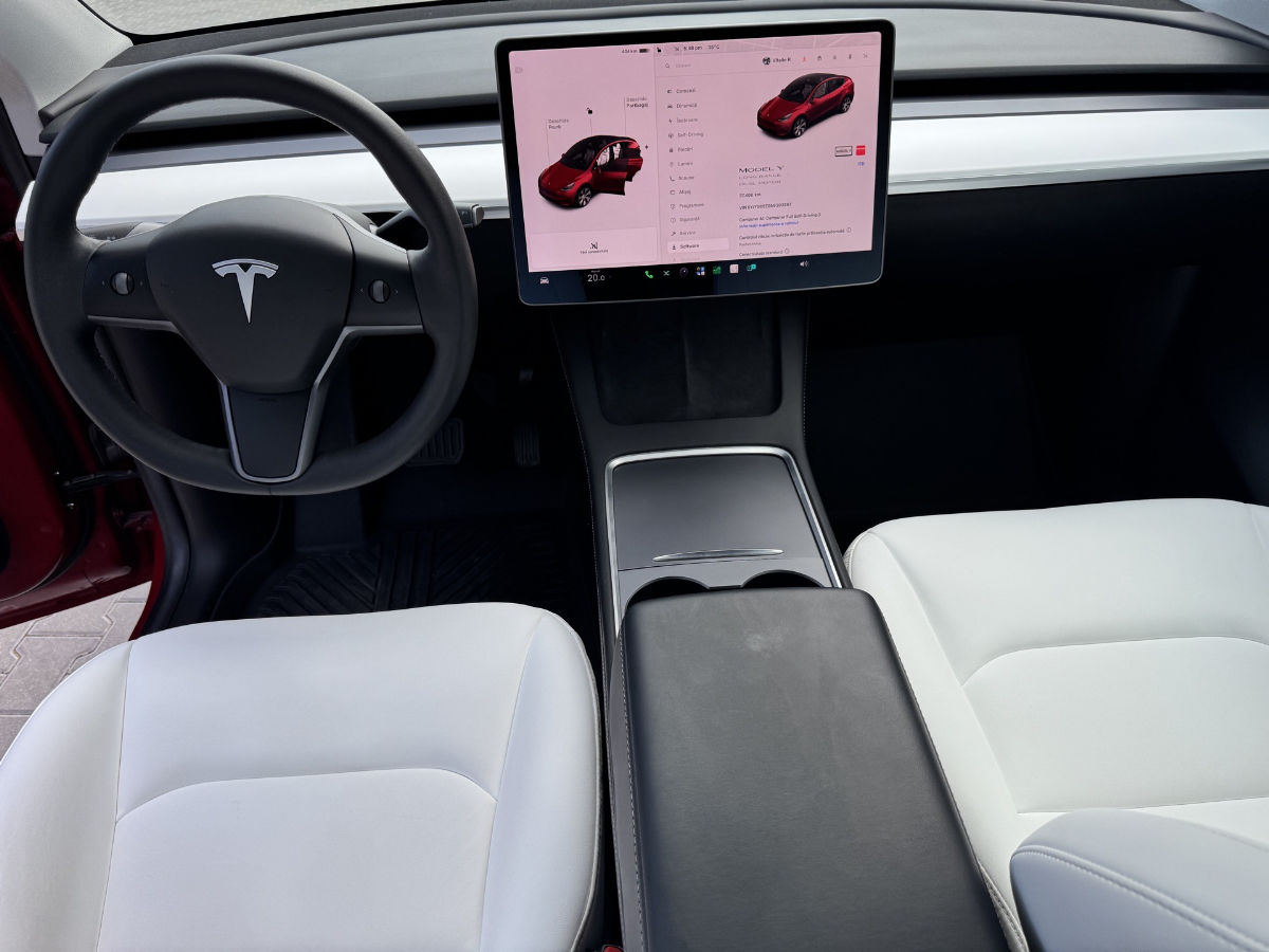 Tesla Model Y 2021