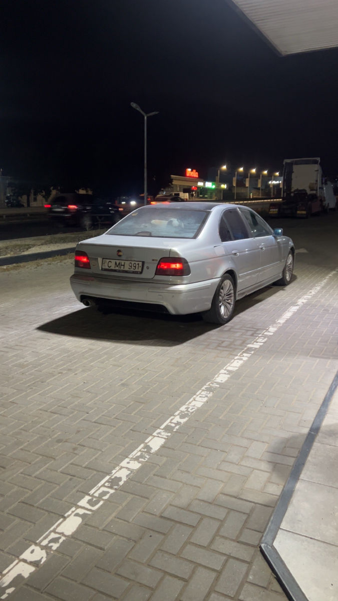 BMW 5 Series 1998