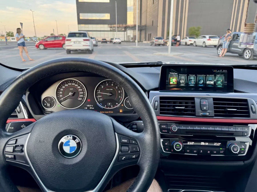 BMW 3 Series 2017