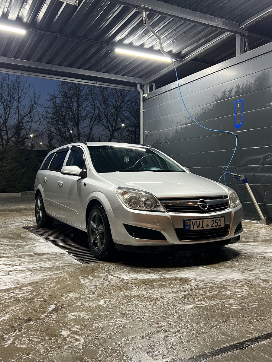 Opel Astra 2007