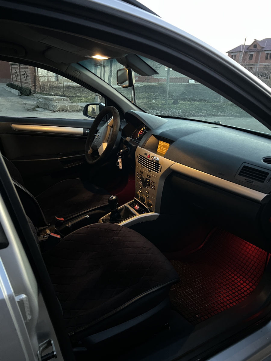 Opel Astra 2007