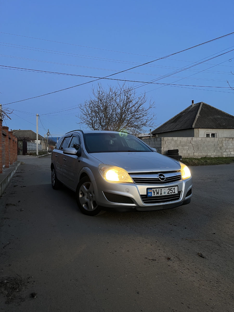 Opel Astra 2007