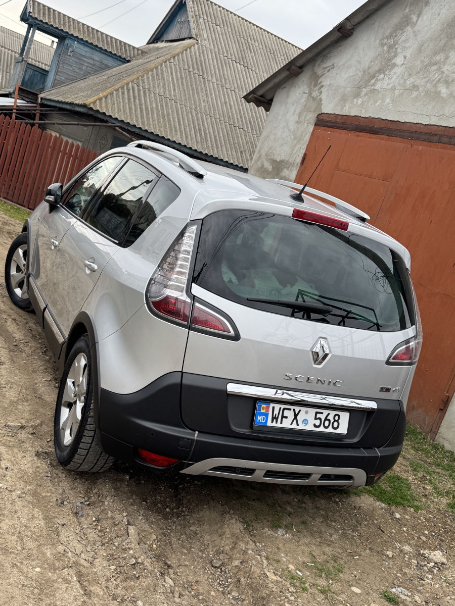 Renault Scenic 2013