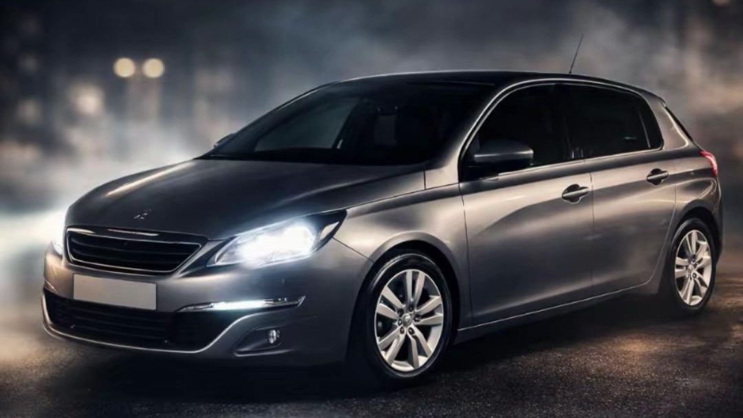 Peugeot 308 2016